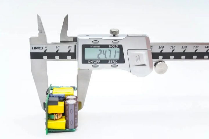 e6dee91e-3329-11ed-ba43-dac502259ad0 e6dee91e-3329-11ed-ba43-dac502259ad0